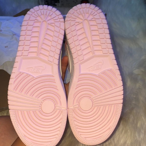 Jordan 1 Mid Digital Pink (W) - Picture 5 of 8